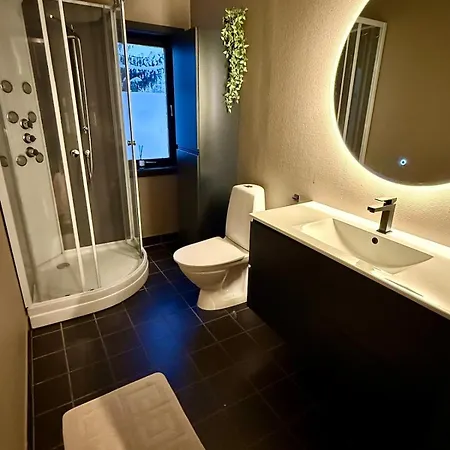 Alfheim Apartment, Central, Free Parking, Free Wifi Apartment