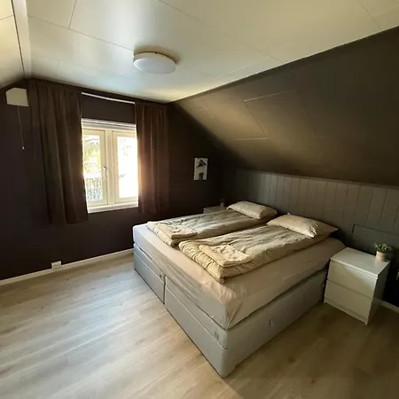 Alfheim Apartment, Central, Free Parking, Free Wifi