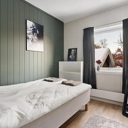 Alfheim Apartment, Central, Free Parking, Free Wifi Lägenhet *