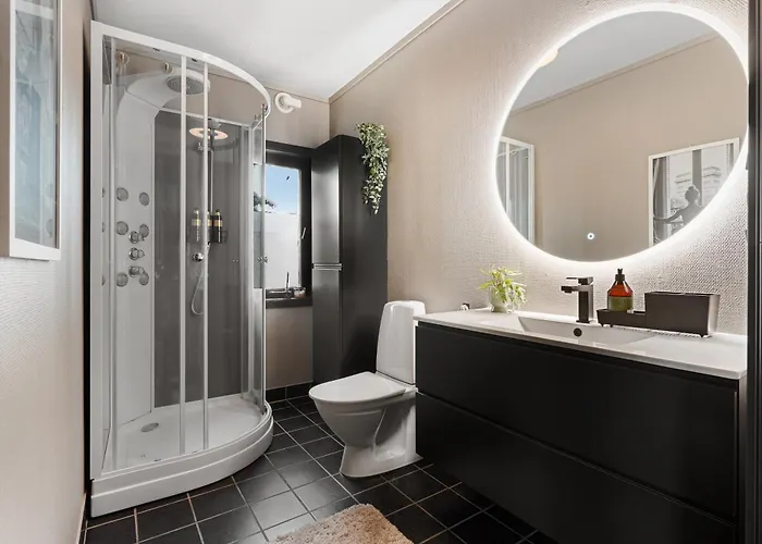 Alfheim Apartment, Central, Free Parking, Free Wifi Apartamento *