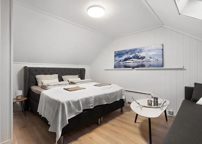 Alfheim Apartment, Central, Free Parking, Free Wifi Apartamento