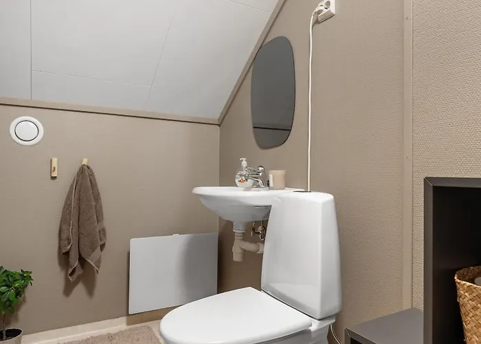 Alfheim Apartment, Central, Free Parking, Free Wifi * Tromsø