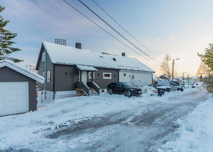 Alfheim Apartment, Central, Free Parking, Free Wifi Appartement